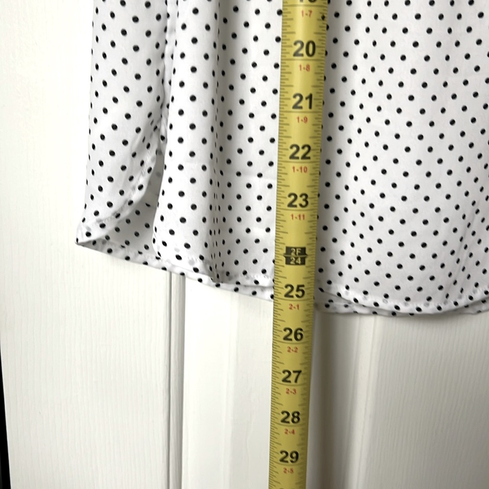 Women’s Small Loft Blouse Top.  Black and White Polka Dot. Excellent condition - Picture 11 of 11